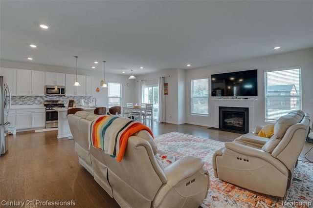8580 Pioneer Street, Washington, MI 48094
