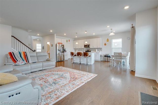 8580 Pioneer Street, Washington, MI 48094