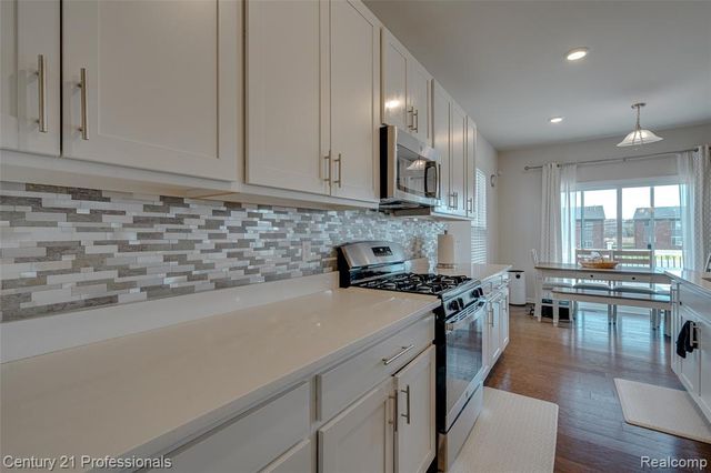 8580 Pioneer Street, Washington, MI 48094