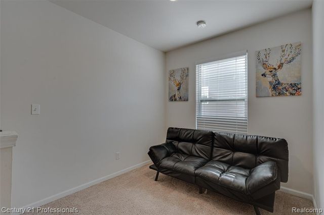 8580 Pioneer Street, Washington, MI 48094