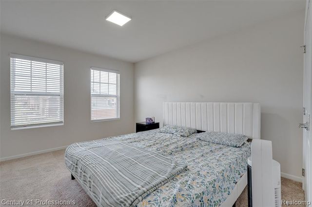 8580 Pioneer Street, Washington, MI 48094