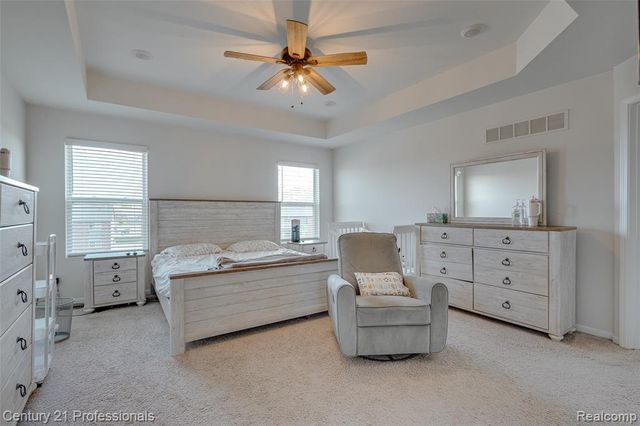 8580 Pioneer Street, Washington, MI 48094