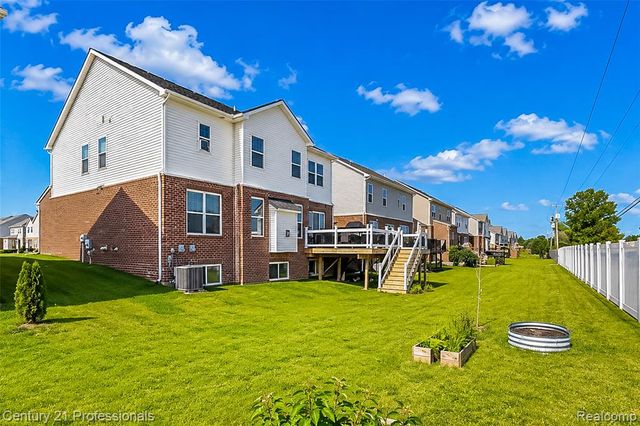8580 Pioneer Street, Washington, MI 48094