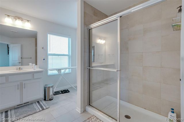 8580 Pioneer Street, Washington, MI 48094