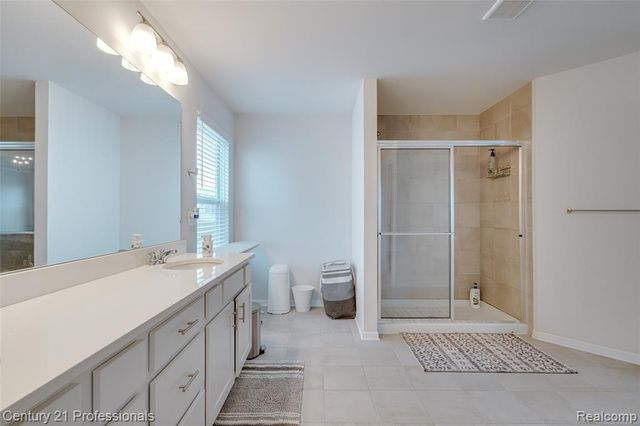 8580 Pioneer Street, Washington, MI 48094