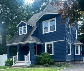 12 Westmoreland St, Boston, MA 02124