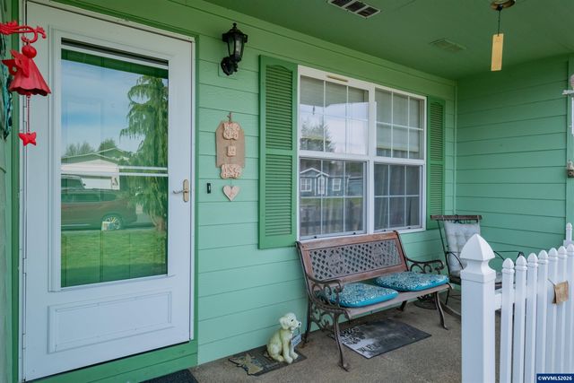 609 Pine St, Dallas, OR 97338