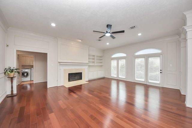 15838 Hillside Falls Trail, Houston, TX 77062