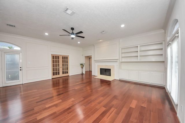 15838 Hillside Falls Trail, Houston, TX 77062