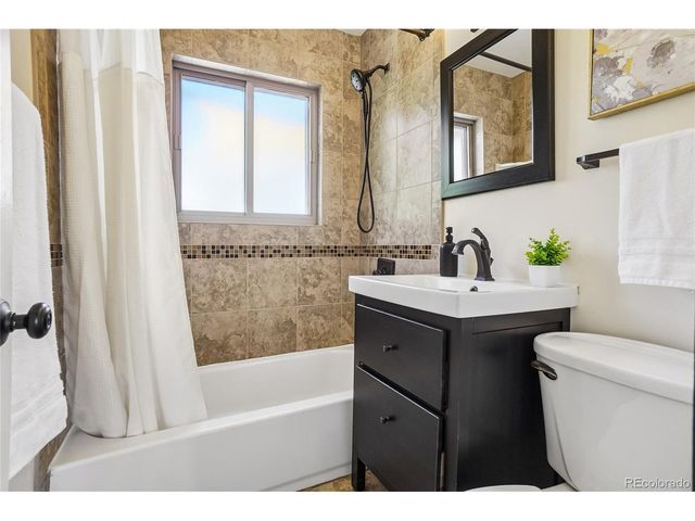 2848 Pontiac St, Denver, CO 80207