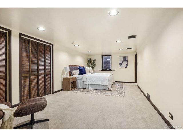 2848 Pontiac St, Denver, CO 80207