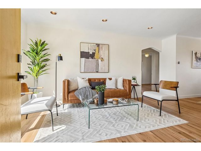 2848 Pontiac St, Denver, CO 80207