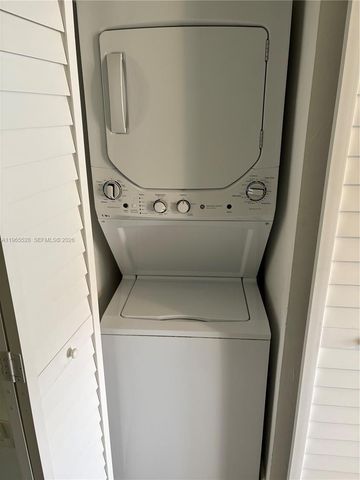 10095 SW 77th Ct 10095, Miami, FL 33156