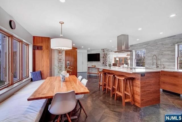 28 Rockleigh Road, Rockleigh, NJ 07647