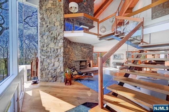 28 Rockleigh Road, Rockleigh, NJ 07647