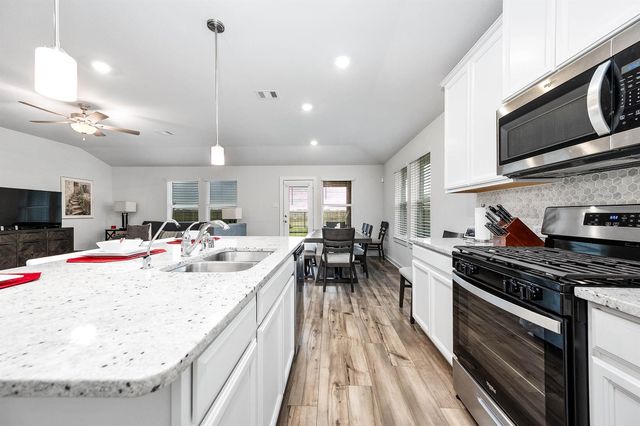3219 Garner Lane, Texas City, TX 77591