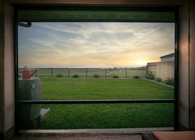 3219 Garner Lane, Texas City, TX 77591
