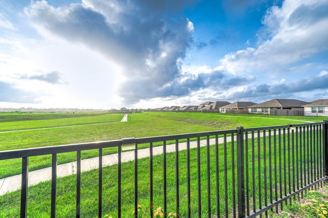 3219 Garner Lane, Texas City, TX 77591