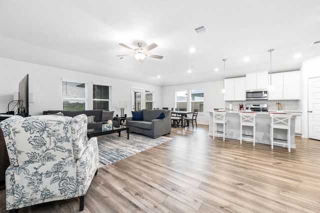 3219 Garner Lane, Texas City, TX 77591