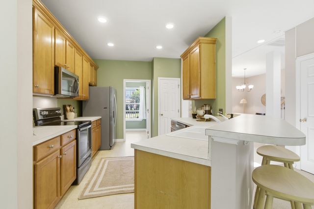 1368 Ashley Garden Boulevard, Charleston, SC 29414