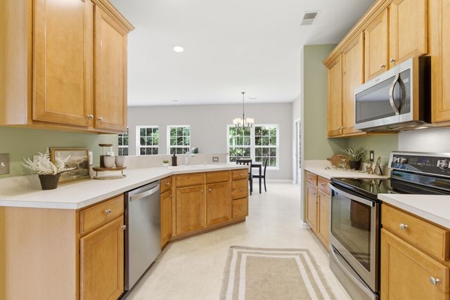 1368 Ashley Garden Boulevard, Charleston, SC 29414