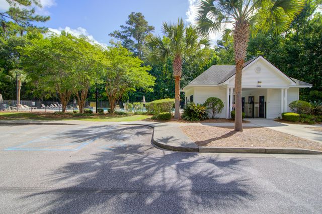 1368 Ashley Garden Boulevard, Charleston, SC 29414
