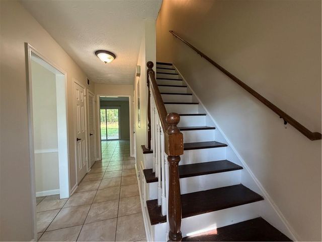 883 Yorkshire Lane, Lawrenceville, GA 30044