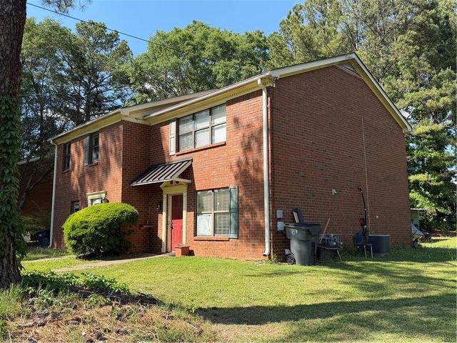 883 Yorkshire Lane, Lawrenceville, GA 30044