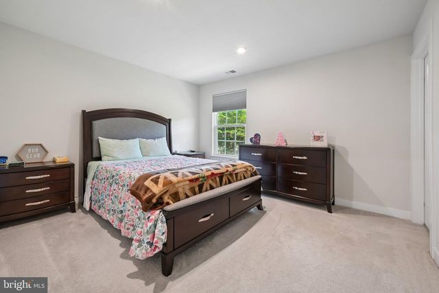 5 GRANDE BLVD, Tabernacle, NJ 08088