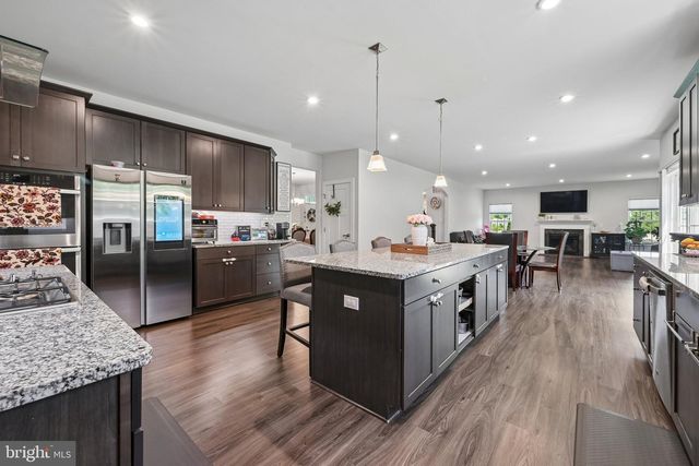 5 GRANDE BLVD, Tabernacle, NJ 08088