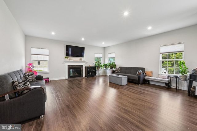 5 GRANDE BLVD, Tabernacle, NJ 08088