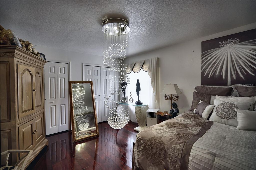 Image 21 of property listing at 7730 BARDMOOR HILL CIR, Orlando, FL 32835