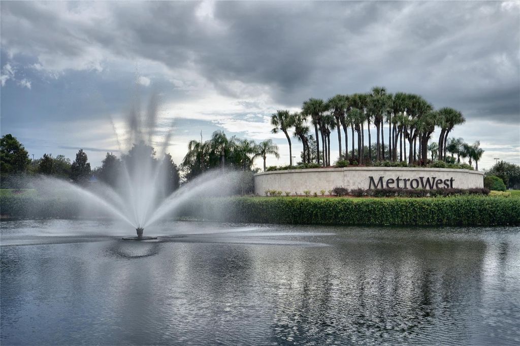 Image 31 of property listing at 7730 BARDMOOR HILL CIR, Orlando, FL 32835