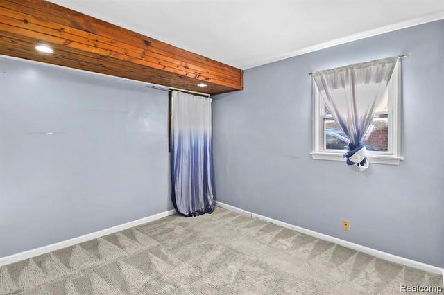 25016 Lehigh Street, Dearborn Heights, MI 48125
