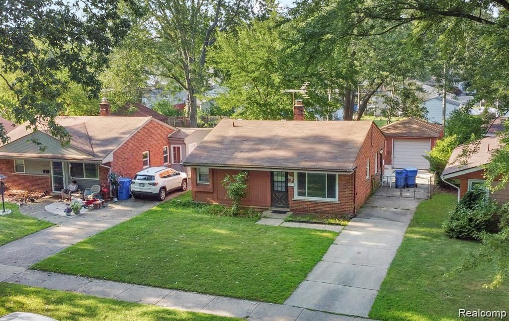 25016 Lehigh Street, Dearborn Heights, MI 48125