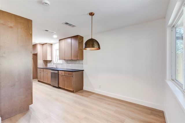 4827 Gerona DR, Austin, TX 78759