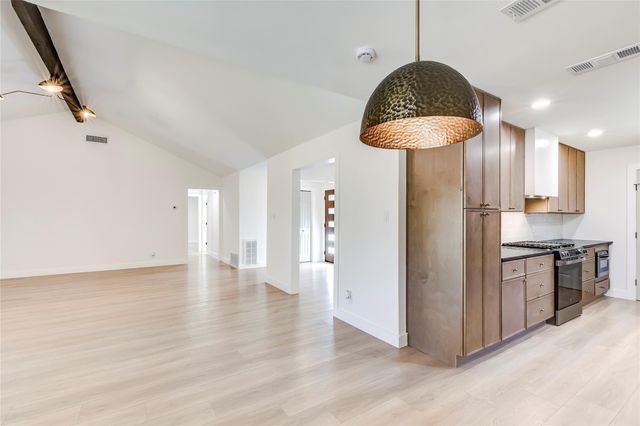 4827 Gerona DR, Austin, TX 78759