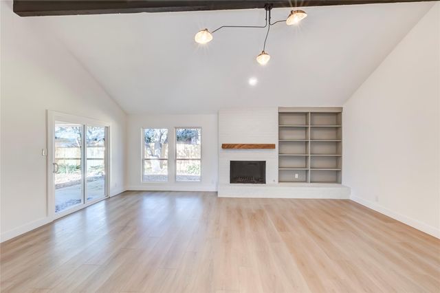 4827 Gerona DR, Austin, TX 78759