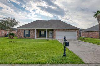 289 Melissa Dr, Port Allen, LA 70767