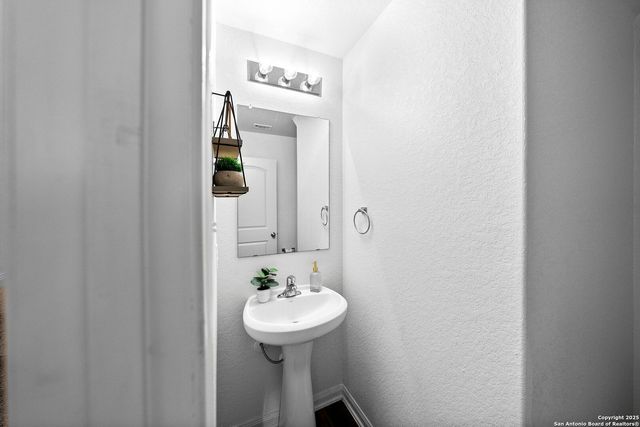 3827 Southton View, San Antonio, TX 78222