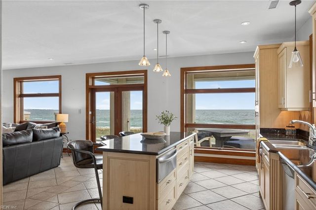 504 W Ocean View AVE, Norfolk, VA 23503