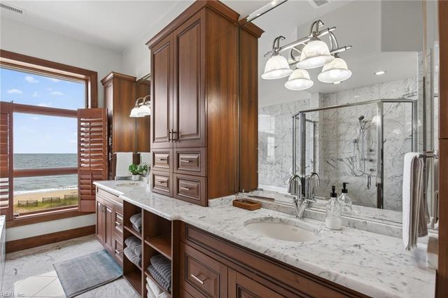 504 W Ocean View AVE, Norfolk, VA 23503