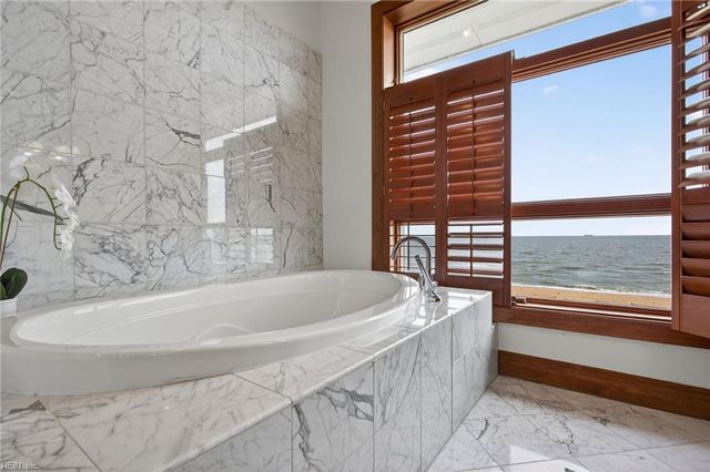 504 W Ocean View AVE, Norfolk, VA 23503