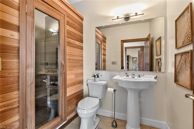 504 W Ocean View AVE, Norfolk, VA 23503