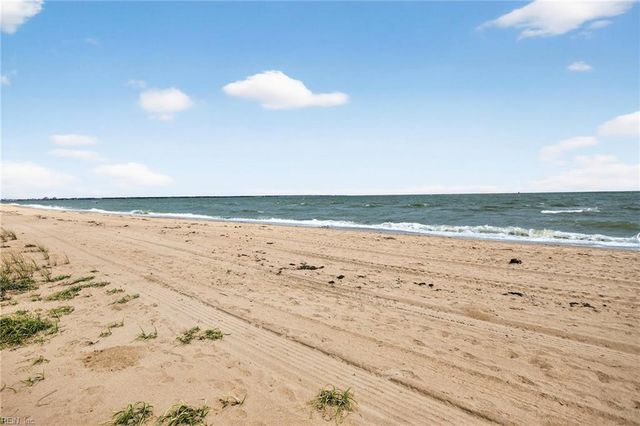 504 W Ocean View AVE, Norfolk, VA 23503