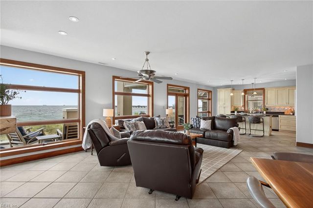 504 W Ocean View AVE, Norfolk, VA 23503