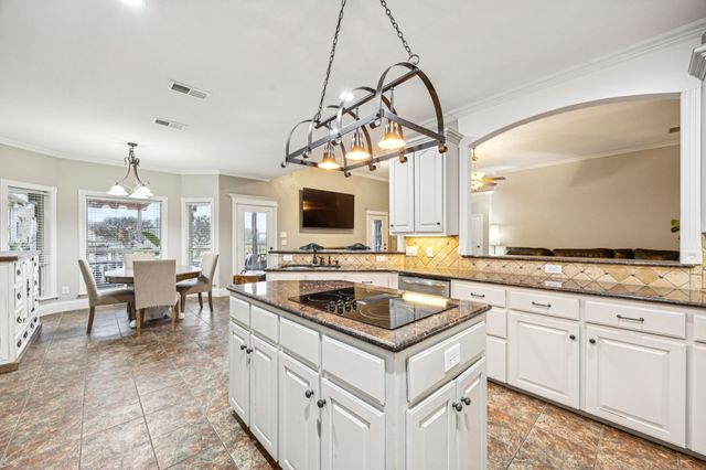 6162 Graham Point, Royse City, TX 75189