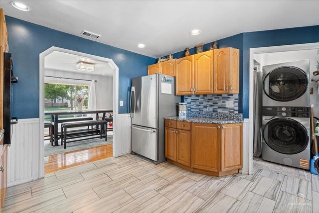 2405 Sarah Street, Franklin Park, IL 60131