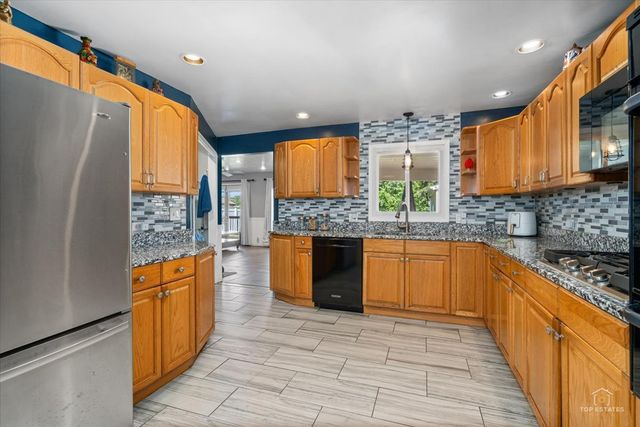 2405 Sarah Street, Franklin Park, IL 60131