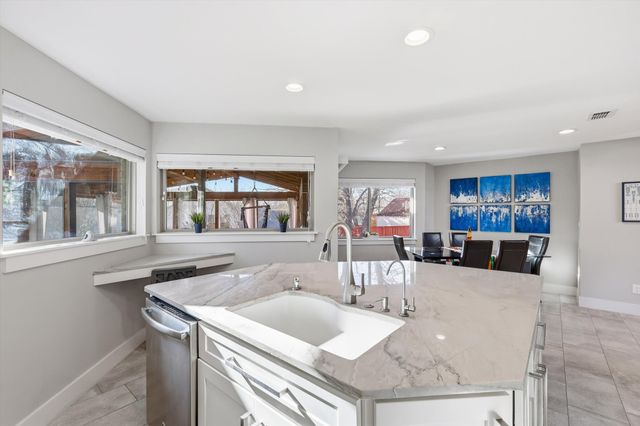 107 Highland Lake Drive, Highland Village, TX 75077